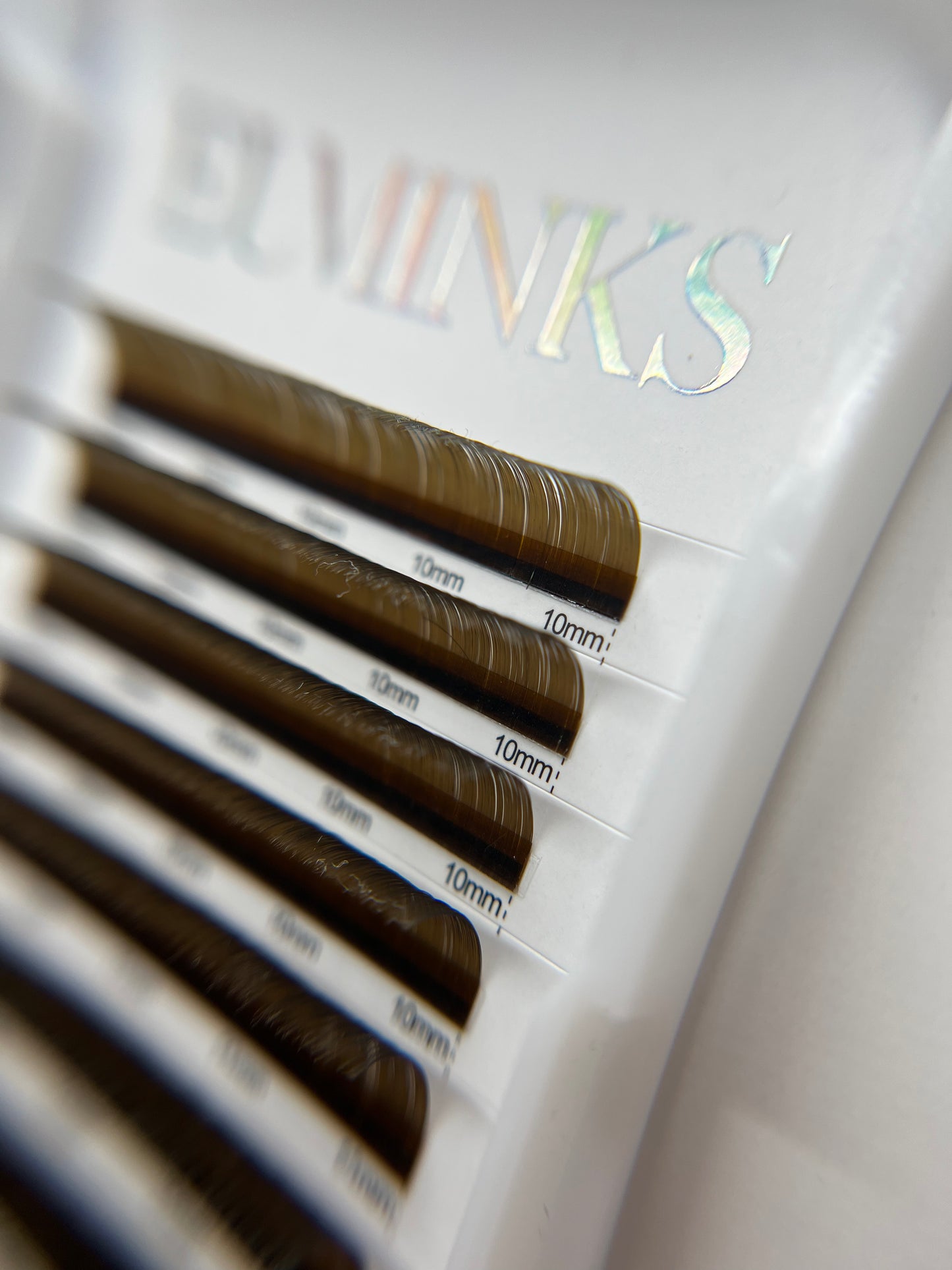 Eyelash Adhesives - Euminks